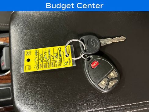 Used 2014 Chevrolet Traverse LT w/ LPO, 'HIT The Road' Package image 29