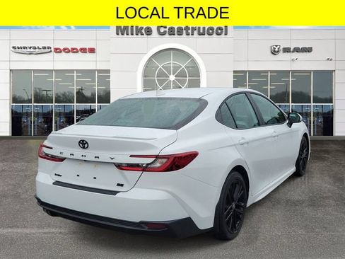 Used 2026 Toyota Camry SE FWD image 4