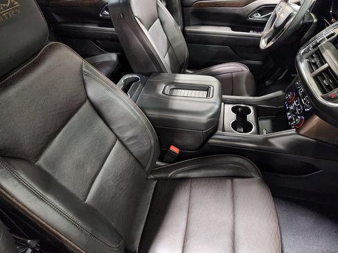 Used 2023 Chevrolet Tahoe High Country w/ Premium Package 2 AWD/4WD image 31