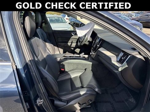 Used 2022 Volvo XC60 B6 Inscription w/ Advanced Package image 9