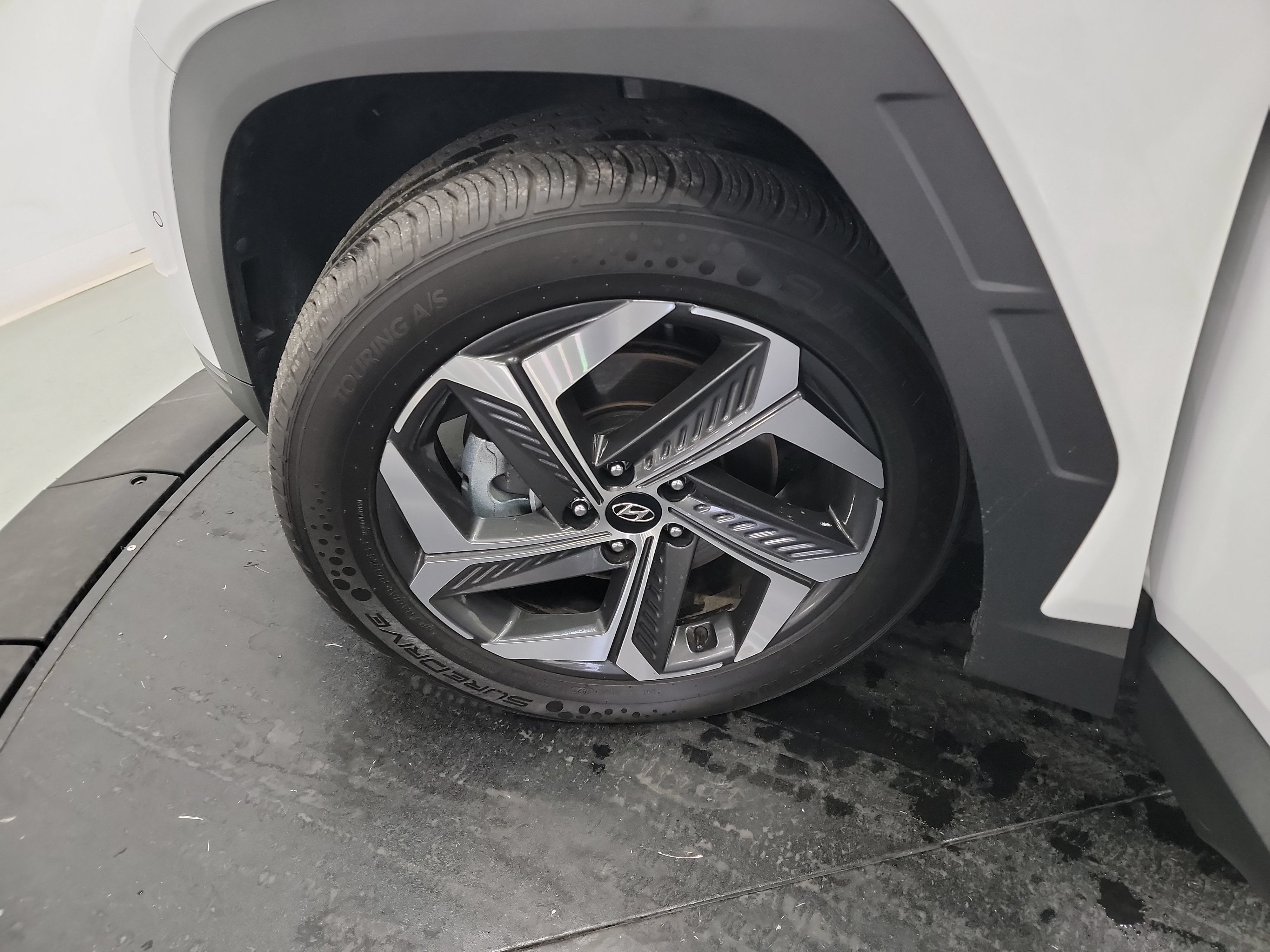 Used 2023 Hyundai Tucson Limited FWD image 30