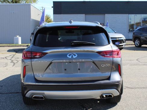 Used 2023 INFINITI QX50 Luxe image 7