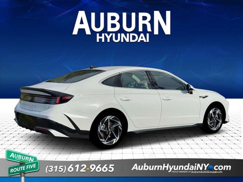 New 2026 Hyundai Sonata SEL FWD image 7