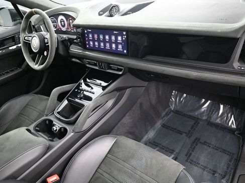 Certified 2024 Porsche Cayenne Turbo GT image 29