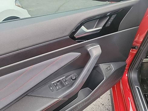 Certified 2025 Volkswagen Jetta GLI Autobahn image 11