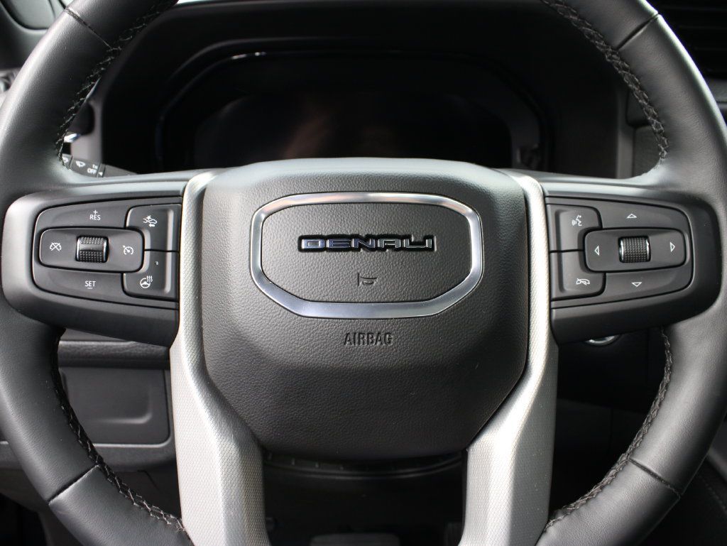 Used 2023 GMC Yukon XL Denali AWD/4WD image 63