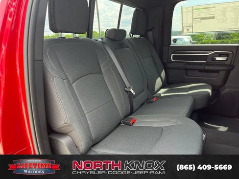 New 2026 RAM 2500 Big Horn AWD/4WD image 22
