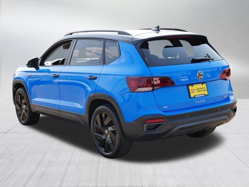 Used 2024 Volkswagen Taos SE AWD/4WD image 5