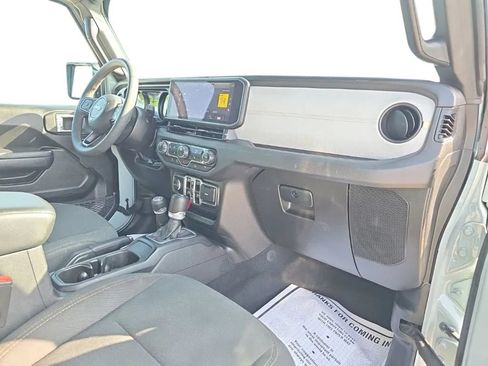 Used 2024 Jeep Wrangler Unlimited Sport AWD/4WD image 19