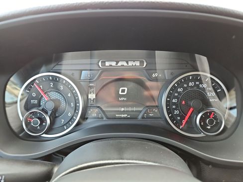 New 2026 RAM 1500 Express image 24