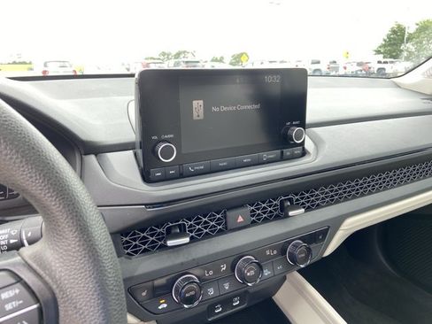 Used 2023 Honda Accord EX image 36