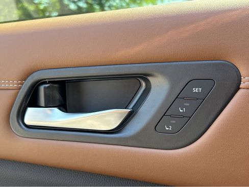 Certified 2026 Nissan Pathfinder Platinum FWD image 30
