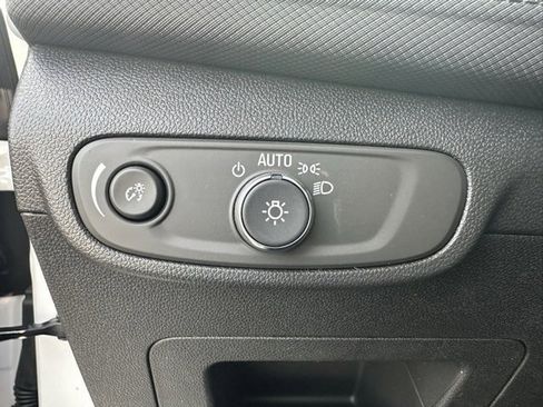 New 2025 Chevrolet TrailBlazer LT w/ LT Cold Weather Package image 18