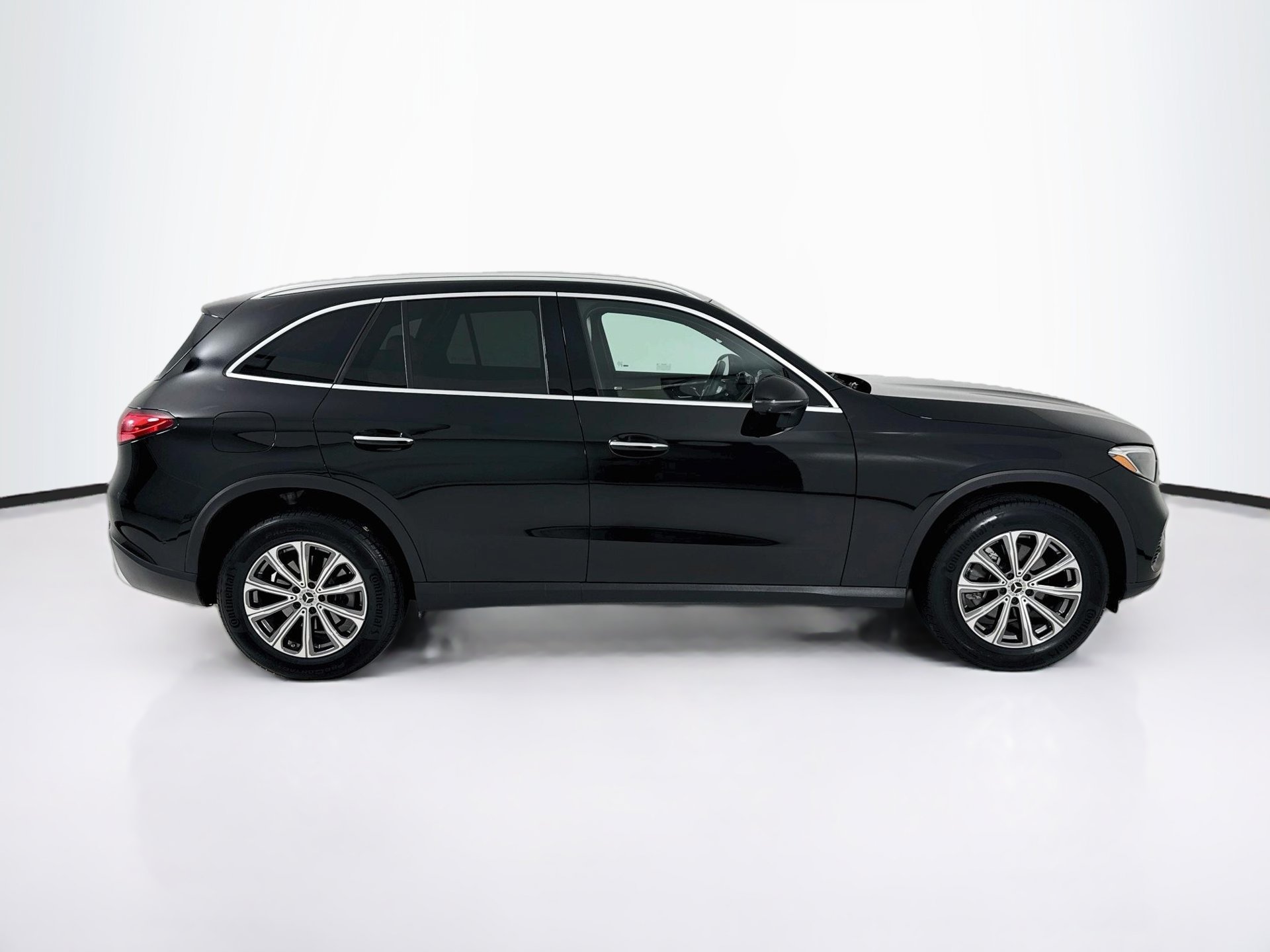 Certified 2026 Mercedes-Benz GLC 300 image 9