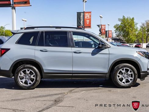 Used 2023 Honda Passport TrailSport image 16
