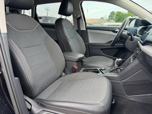 Used 2023 Volkswagen Taos SE AWD/4WD image 15