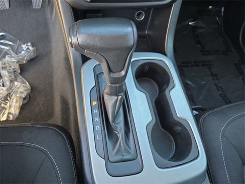 Used 2020 Chevrolet Colorado LT image 18