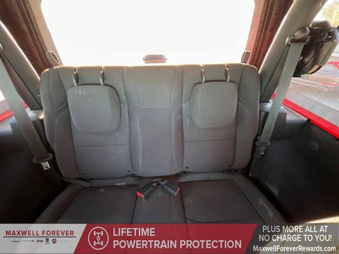 Used 2023 Jeep Wrangler Sport S image 5