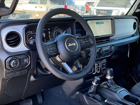 New 2026 Jeep Gladiator Sport AWD/4WD image 8