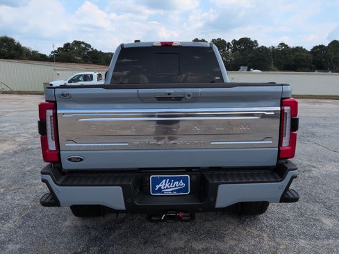 Used 2024 Ford F350 Platinum AWD/4WD image 4