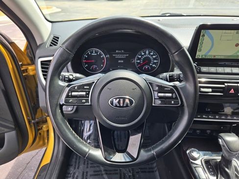 Used 2021 Kia Seltos SX image 31
