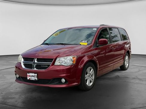 Used 2011 Dodge Grand Caravan Crew w/ Entertainment Group 1 FWD image 4