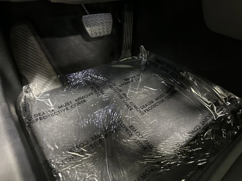 Certified 2025 Lexus ES 350 w/ Premium Package FWD image 17