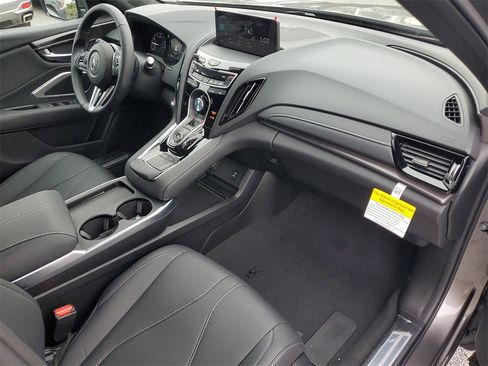 New 2026 Acura RDX SH-AWD image 4