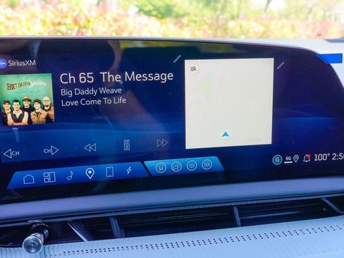 Used 2025 Cadillac Optiq Sport 1 image 30