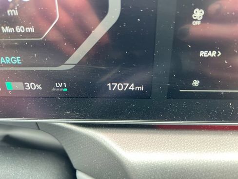Used 2024 Kia EV9 GT-Line image 26