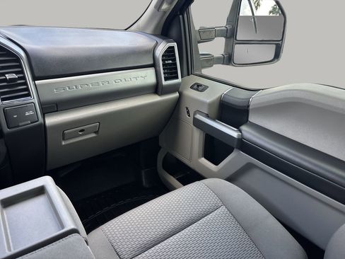 Used 2020 Ford F350 XLT image 16