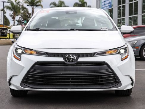 Used 2024 Toyota Corolla LE image 4
