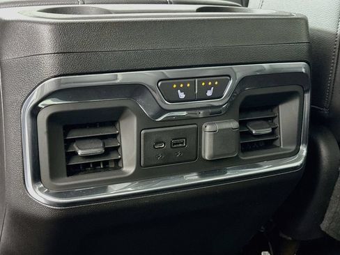 Used 2019 Chevrolet Silverado 1500 LTZ w/ LTZ Premium Package AWD/4WD image 30