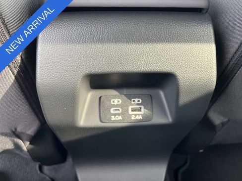 Used 2025 Subaru Crosstrek 2.0i Premium w/ Crosstrek Mirror Package AWD/4WD image 16