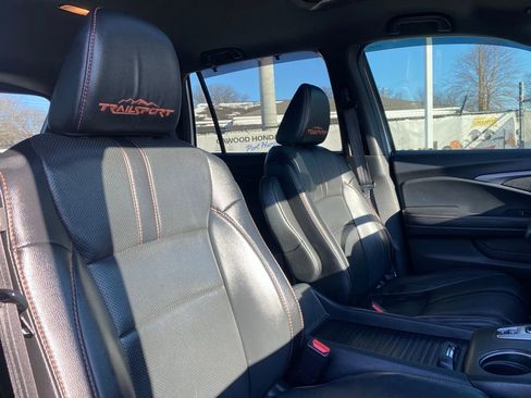 Certified 2022 Honda Passport TrailSport image 19