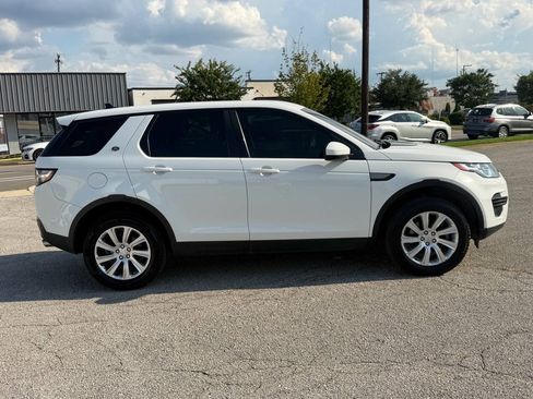 Used 2016 Land Rover Discovery Sport SE AWD/4WD image 5