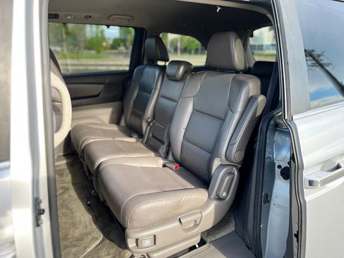 Used 2014 Honda Odyssey EX-L image 10