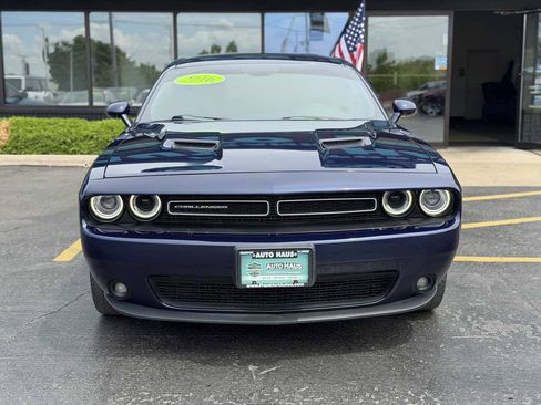 Used 2016 Dodge Challenger SXT Plus RWD image 3