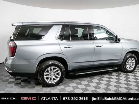 Used 2025 Chevrolet Tahoe LT image 2