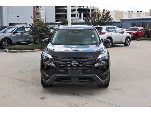 Used 2026 Nissan Rogue Dark Armor FWD image 2