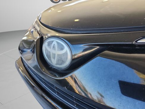 Used 2017 Toyota RAV4 LE image 29