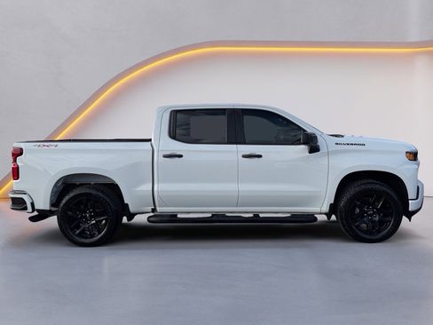 Used 2022 Chevrolet Silverado 1500 Custom w/ Rally Edition image 2