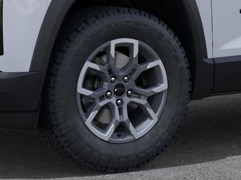 New 2026 Chevrolet Equinox ACTIV w/ Convenience Package III AWD/4WD image 9