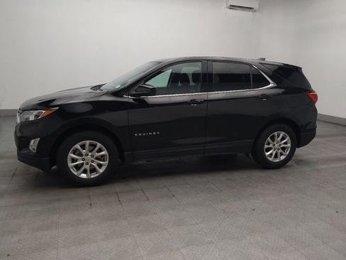 Used 2020 Chevrolet Equinox LT FWD image 2
