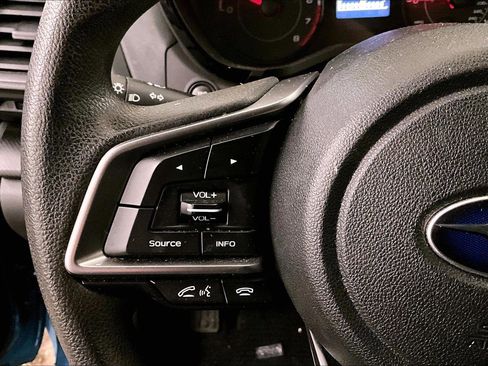 Used 2019 Subaru Impreza 2.0i image 17