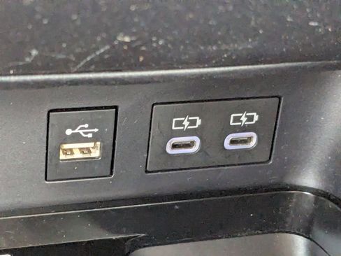 Certified 2025 Toyota Camry SE FWD image 21