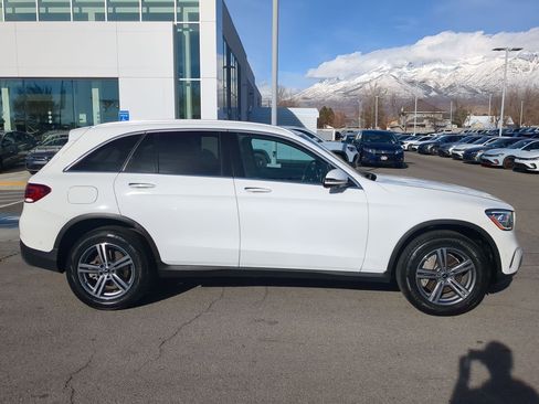 Used 2021 Mercedes-Benz GLC 300 image 2