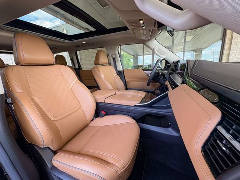 Used 2025 INFINITI QX80 Luxe AWD/4WD image 26