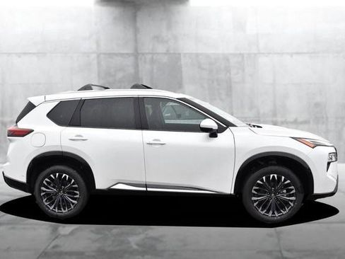 New 2026 Nissan Rogue Platinum image 5