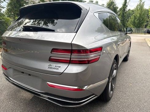 Used 2025 Genesis GV80 3.5T Prestige AWD/4WD image 13